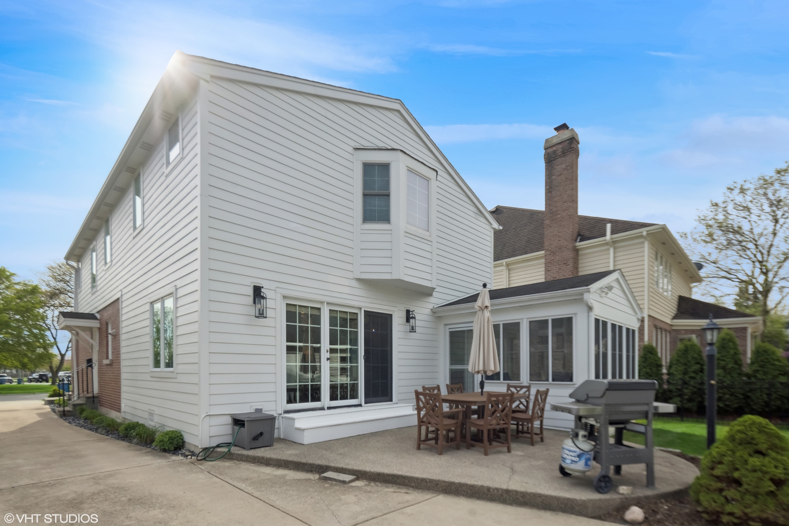 324 S Poplar Avenue, Elmhurst, IL 60126