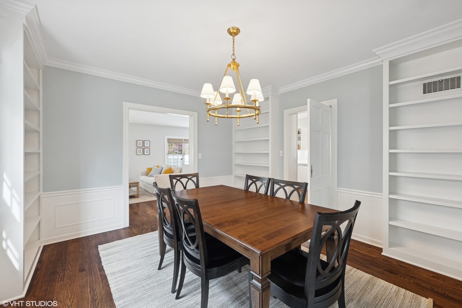 324 S Poplar Avenue, Elmhurst, IL 60126