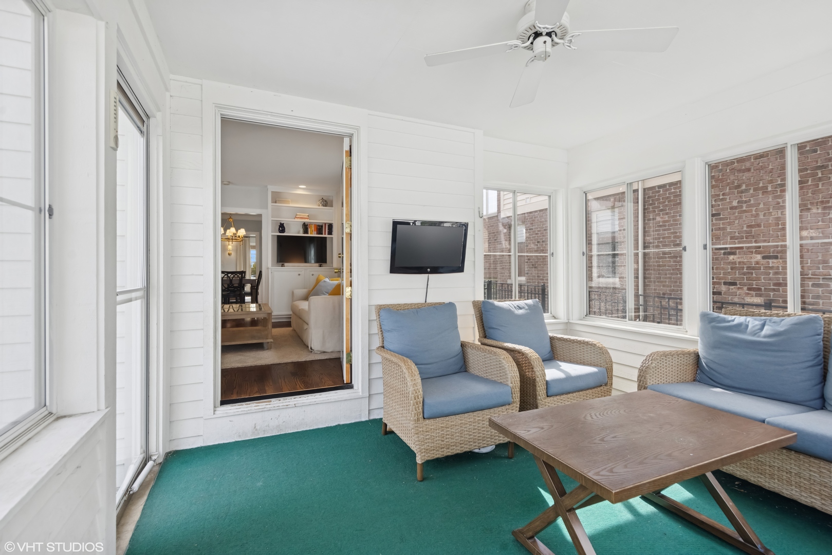 324 S Poplar Avenue, Elmhurst, IL 60126