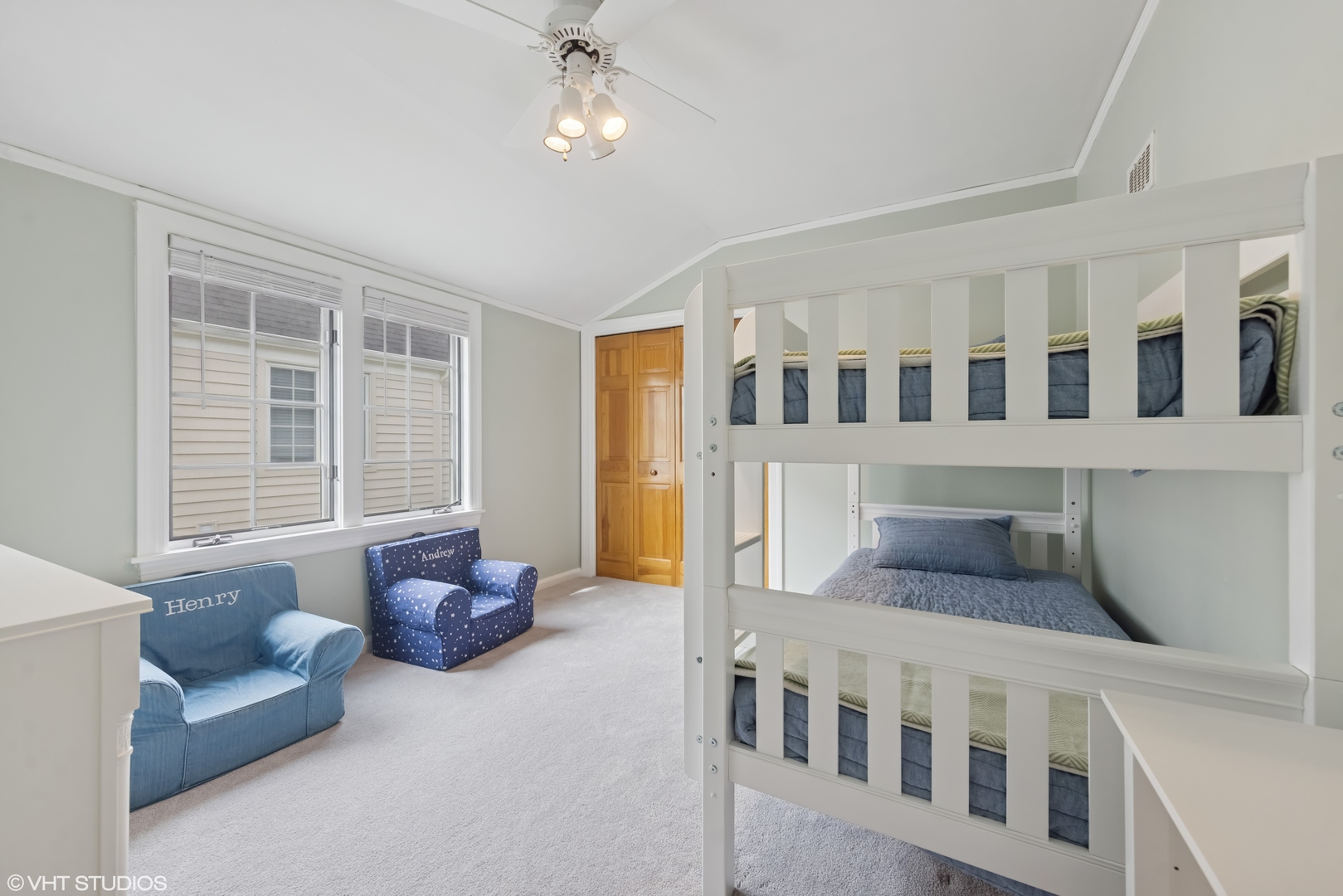 324 S Poplar Avenue, Elmhurst, IL 60126