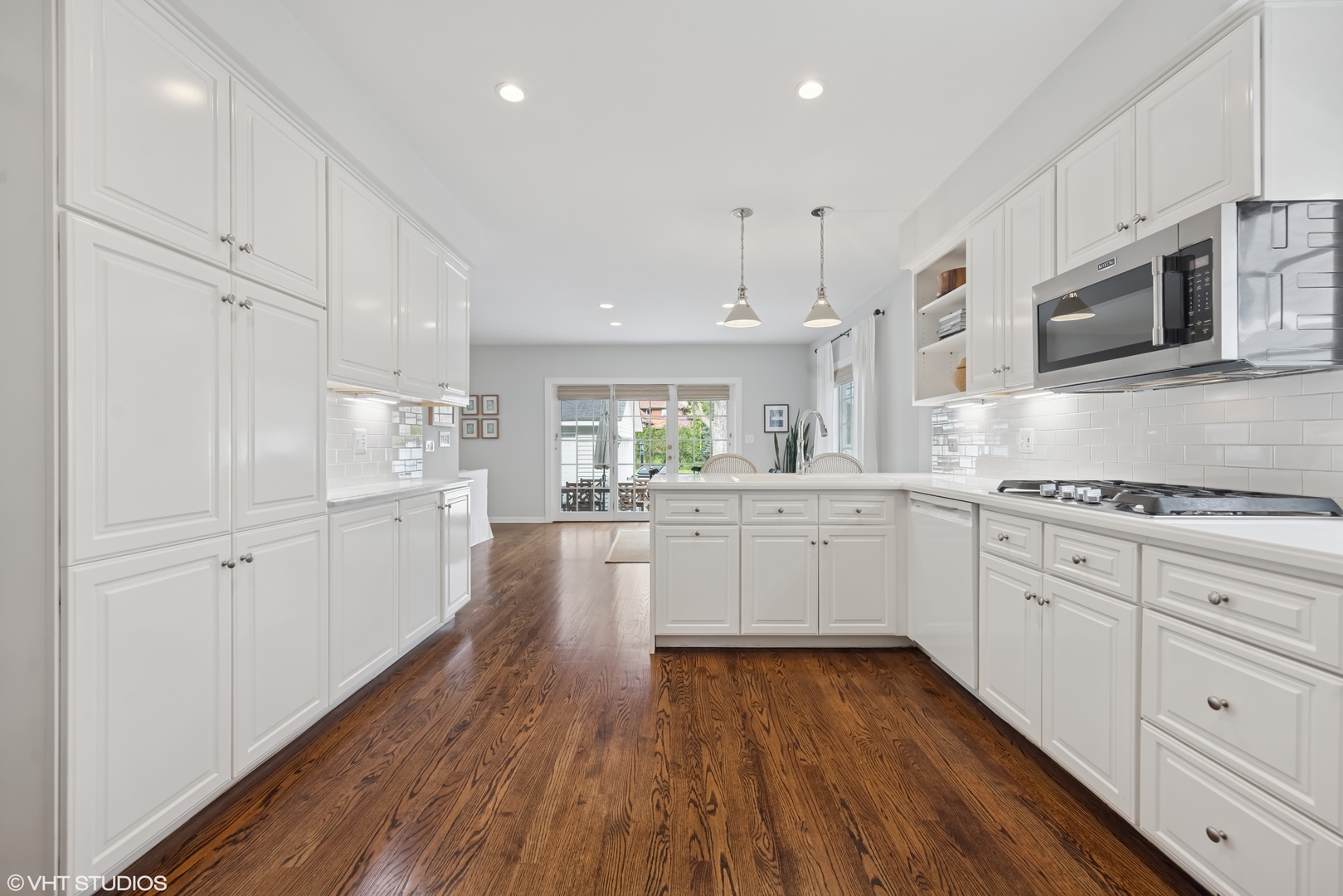 324 S Poplar Avenue, Elmhurst, IL 60126