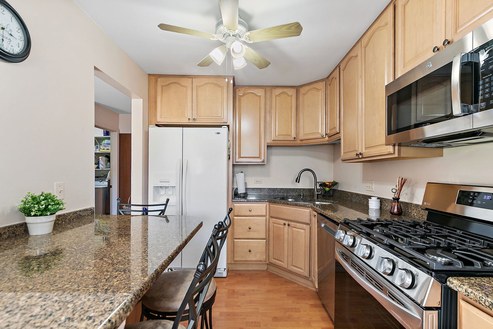 36 Waterbury Lane #N01, Schaumburg, IL 60193