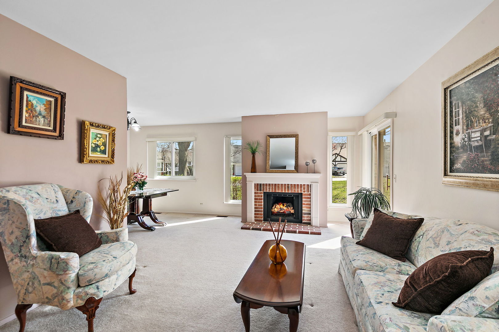 36 Waterbury Lane #N01, Schaumburg, IL 60193