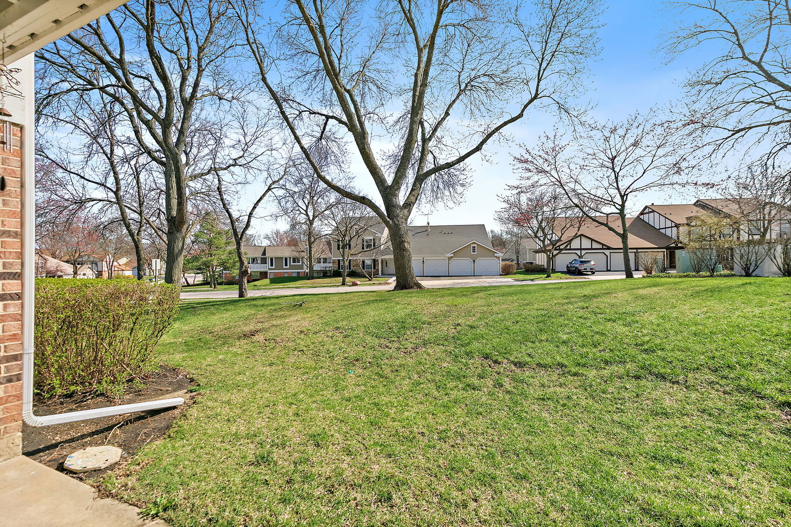 36 Waterbury Lane #N01, Schaumburg, IL 60193