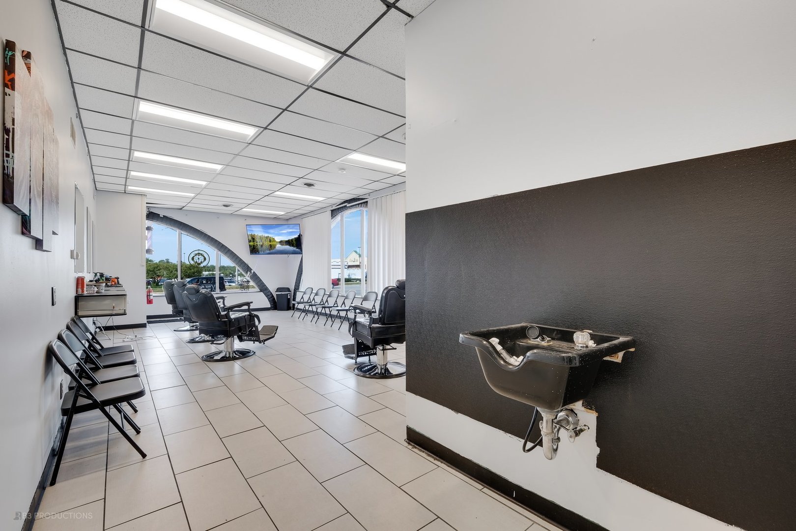 710 W Lincoln Highway, Chicago Heights, IL 60411