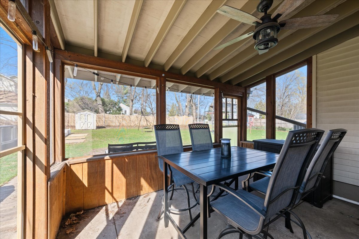 612 Illinois Street, Geneva, IL 60134