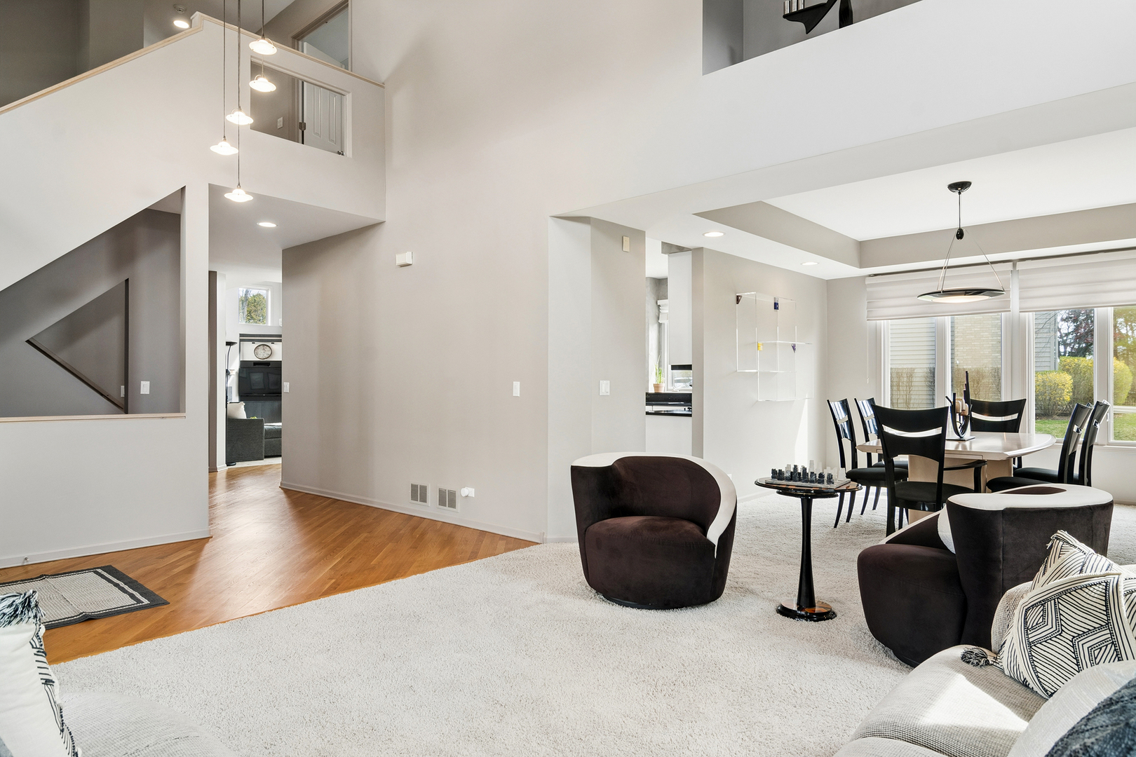 2038 Sheridan Road, Buffalo Grove, IL 60089