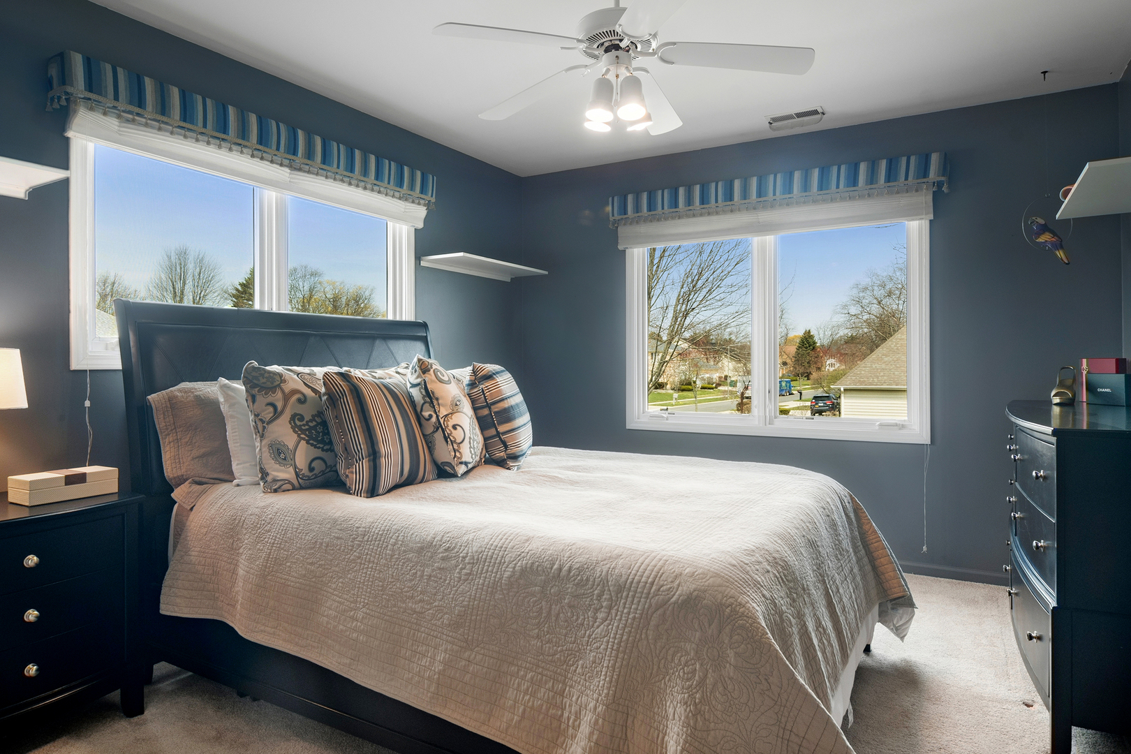 2038 Sheridan Road, Buffalo Grove, IL 60089