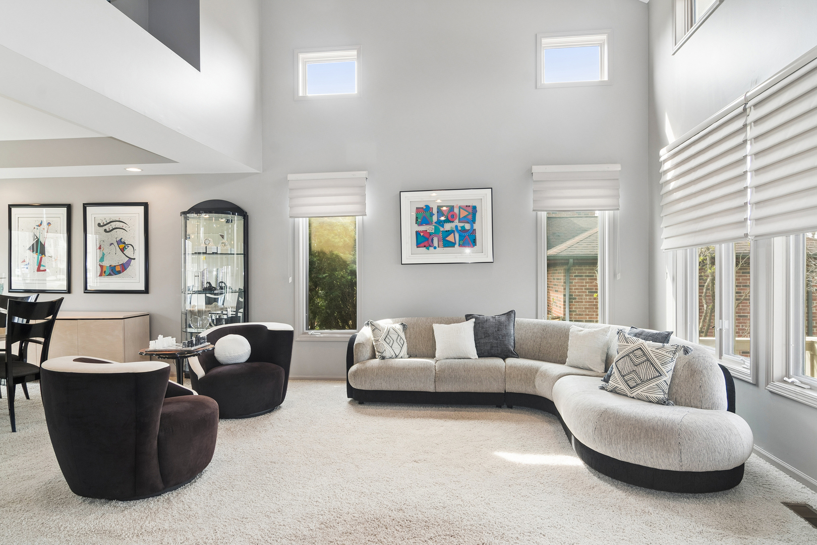 2038 Sheridan Road, Buffalo Grove, IL 60089