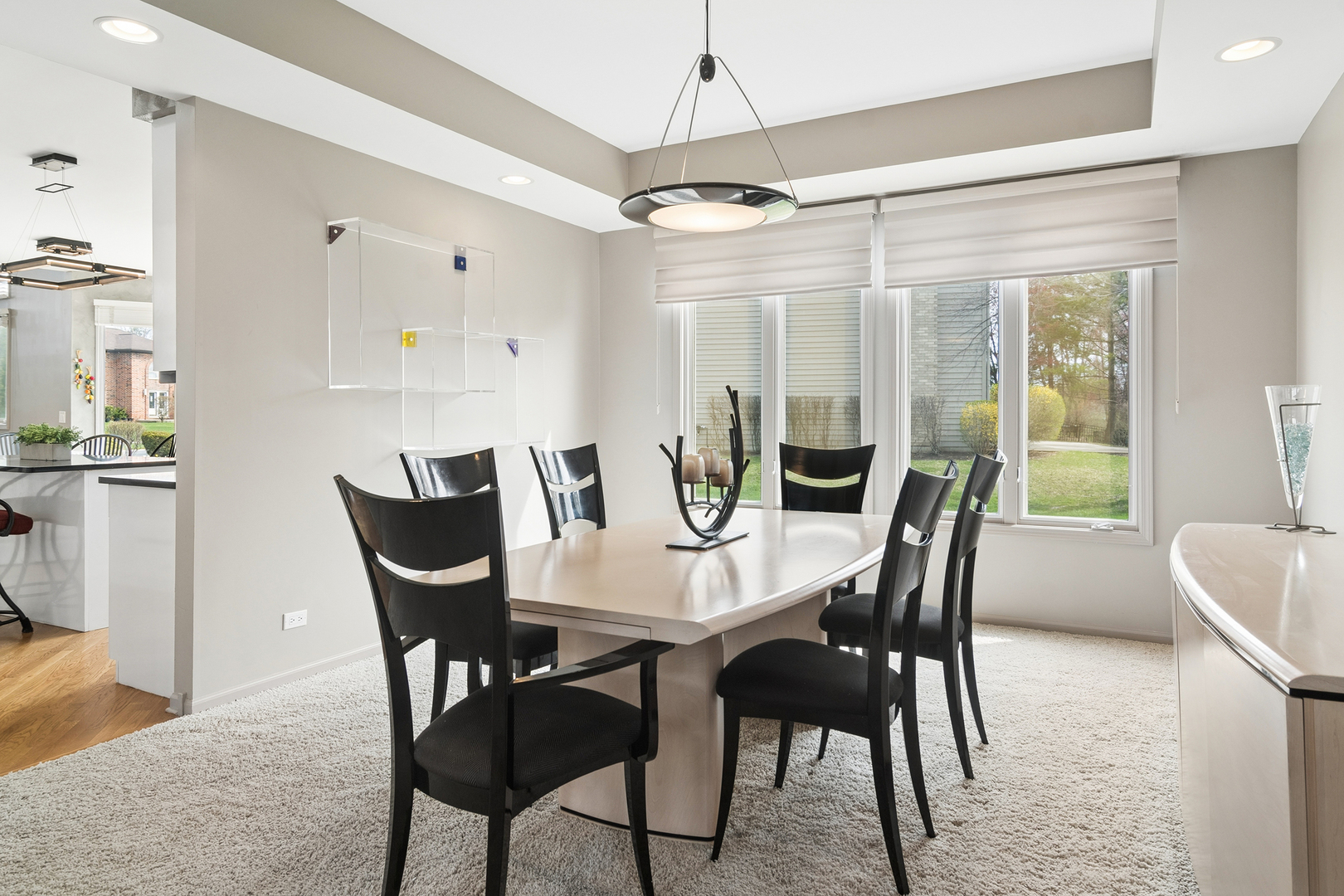 2038 Sheridan Road, Buffalo Grove, IL 60089