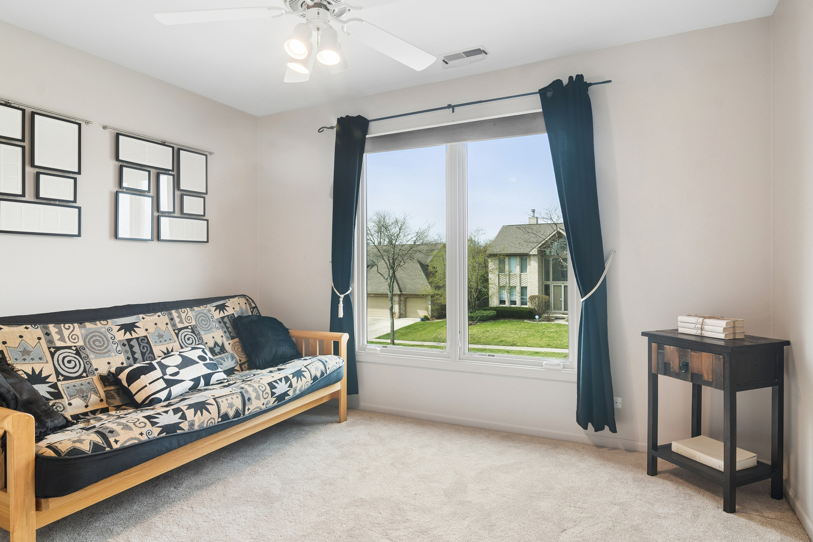 2038 Sheridan Road, Buffalo Grove, IL 60089