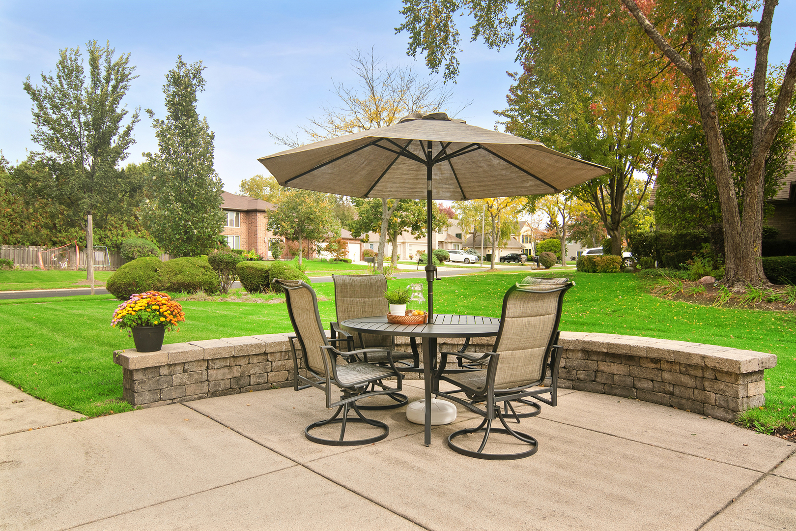 2038 Sheridan Road, Buffalo Grove, IL 60089