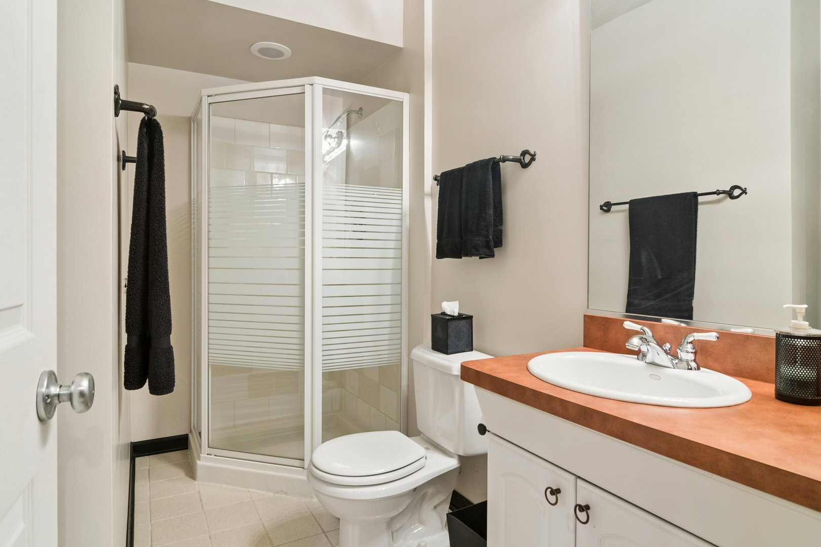 2038 Sheridan Road, Buffalo Grove, IL 60089