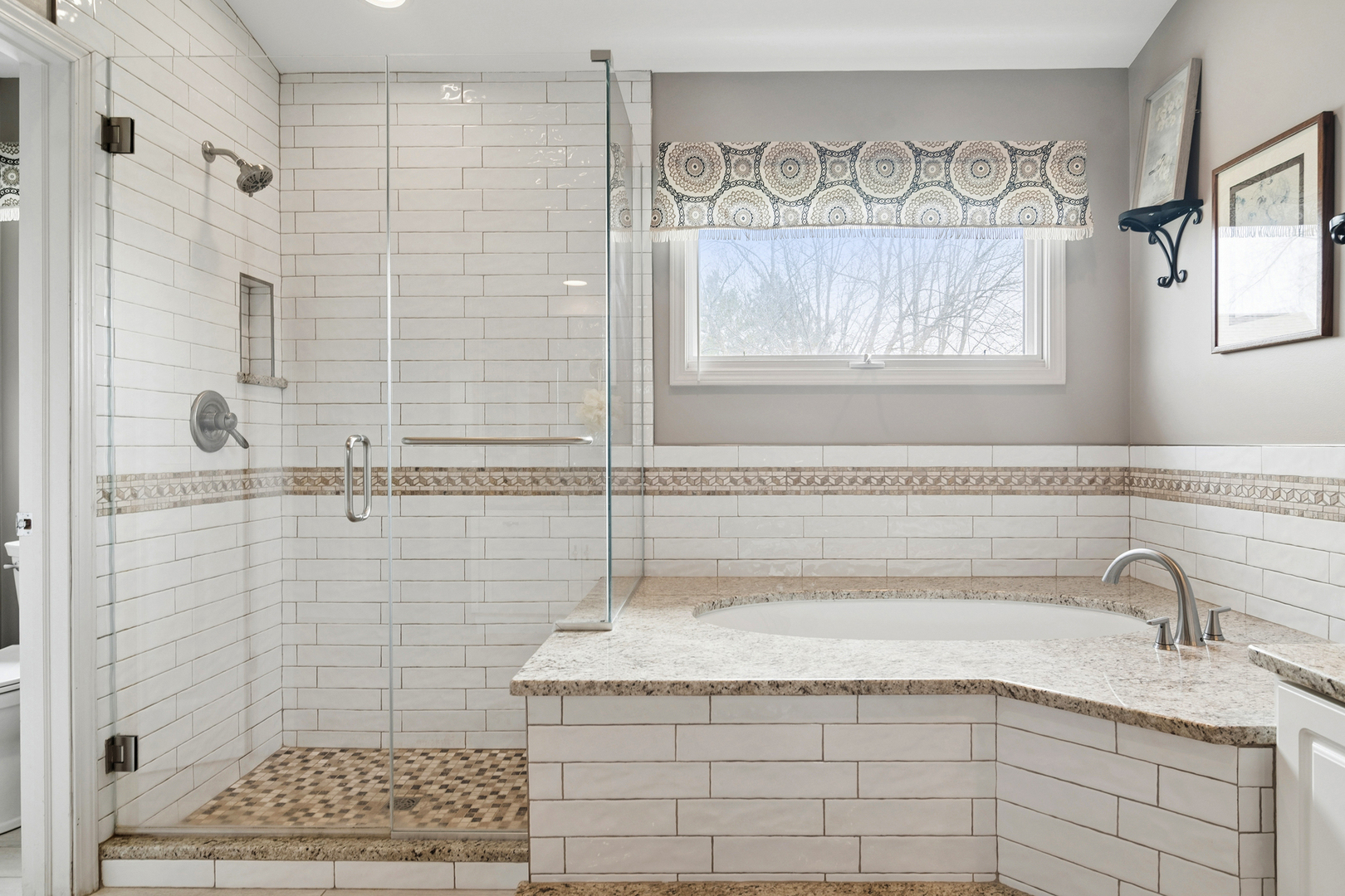 2038 Sheridan Road, Buffalo Grove, IL 60089