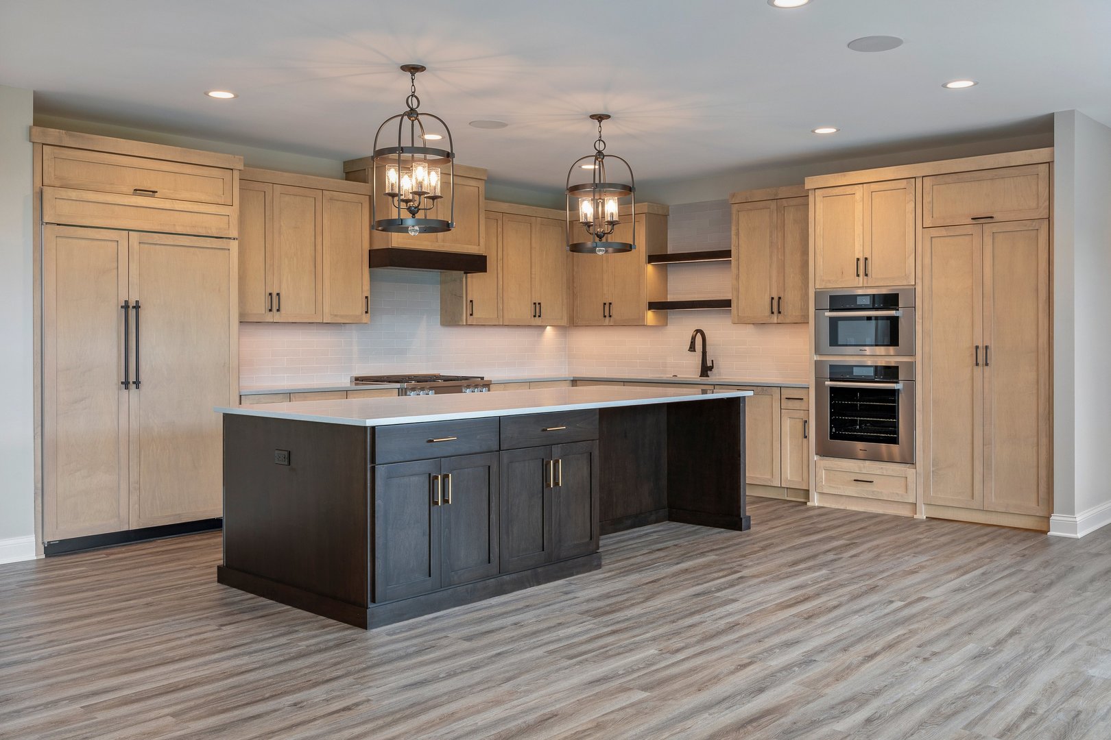 1033 Emerald Drive, Naperville, IL 60540