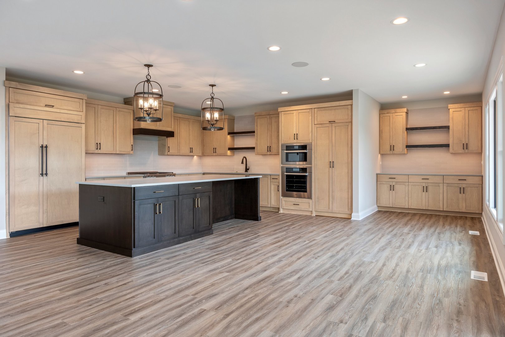 1033 Emerald Drive, Naperville, IL 60540