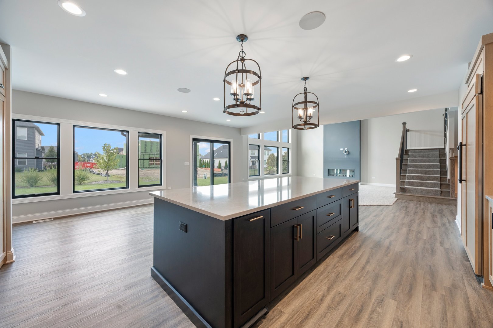 1033 Emerald Drive, Naperville, IL 60540