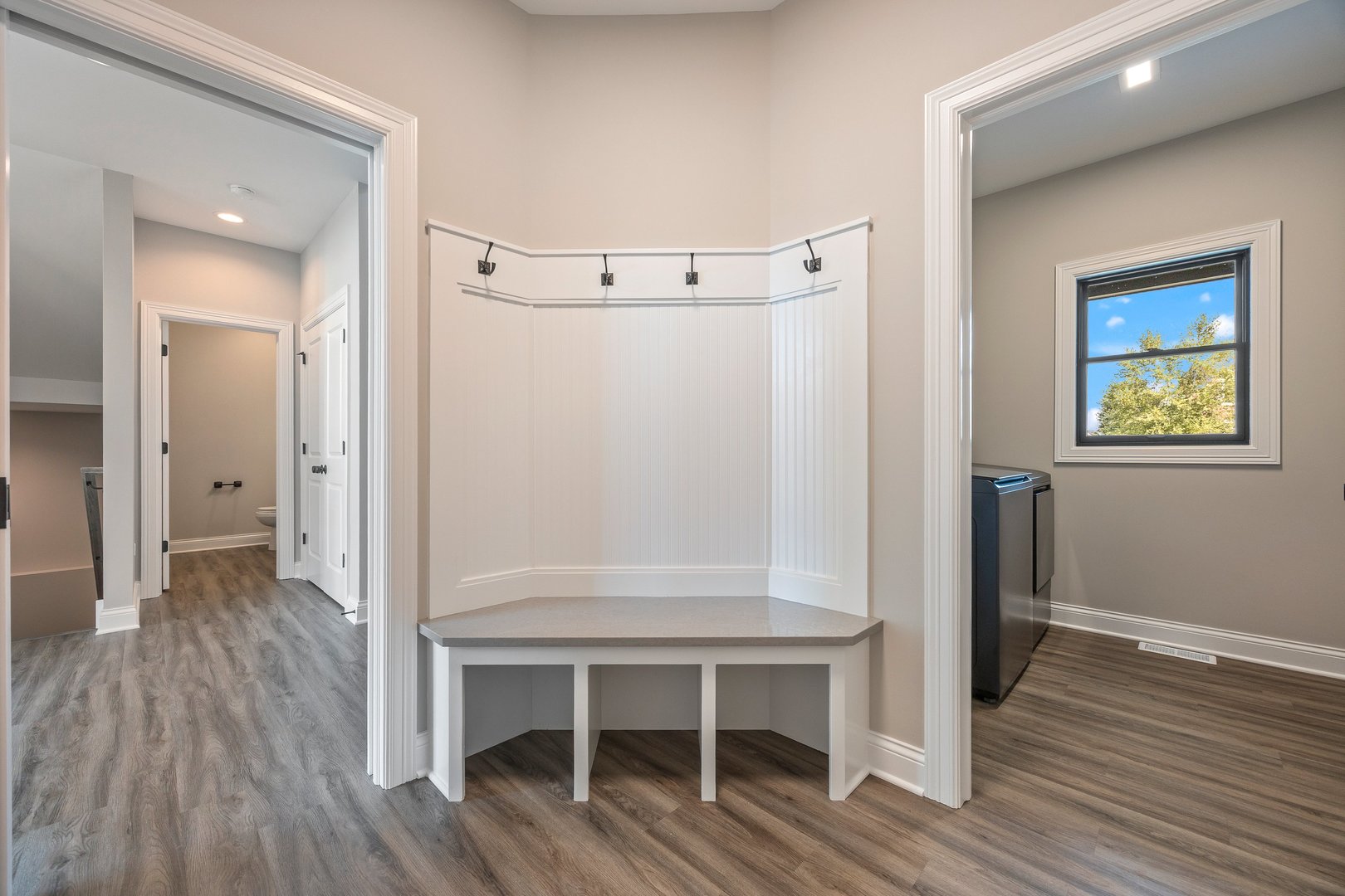 1033 Emerald Drive, Naperville, IL 60540