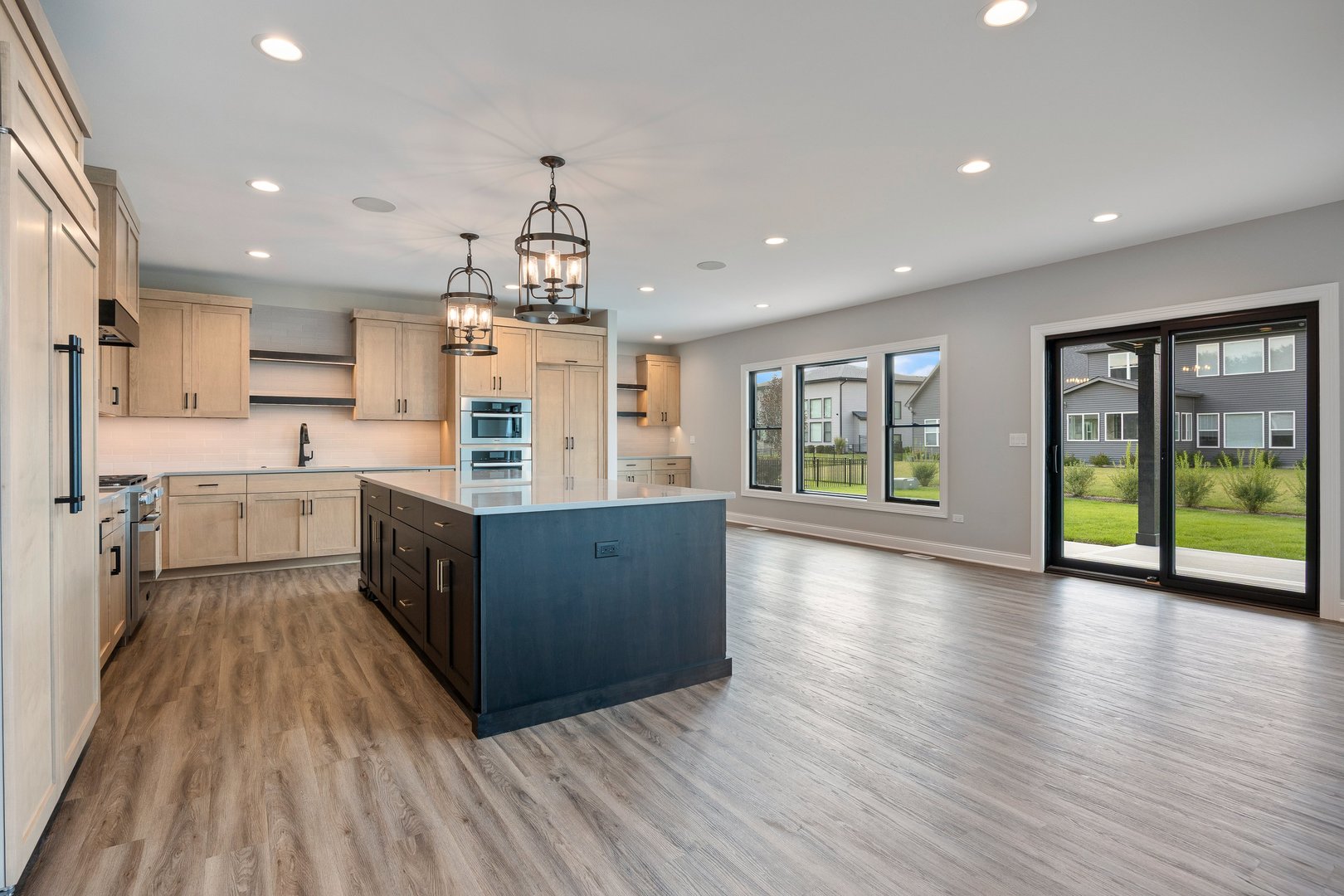 1033 Emerald Drive, Naperville, IL 60540