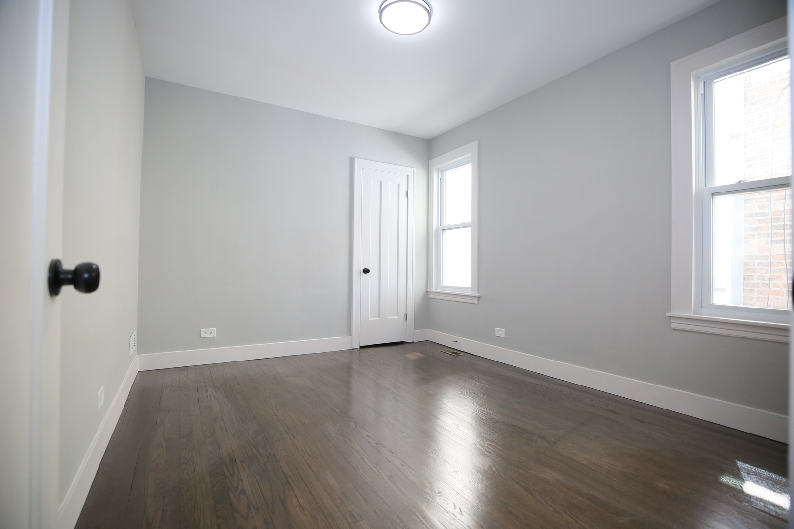 2955 N LOTUS Avenue, Chicago, IL 60641