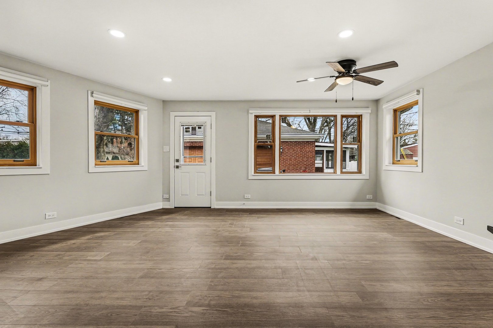 538 N Broadway Avenue, Park Ridge, IL 60068