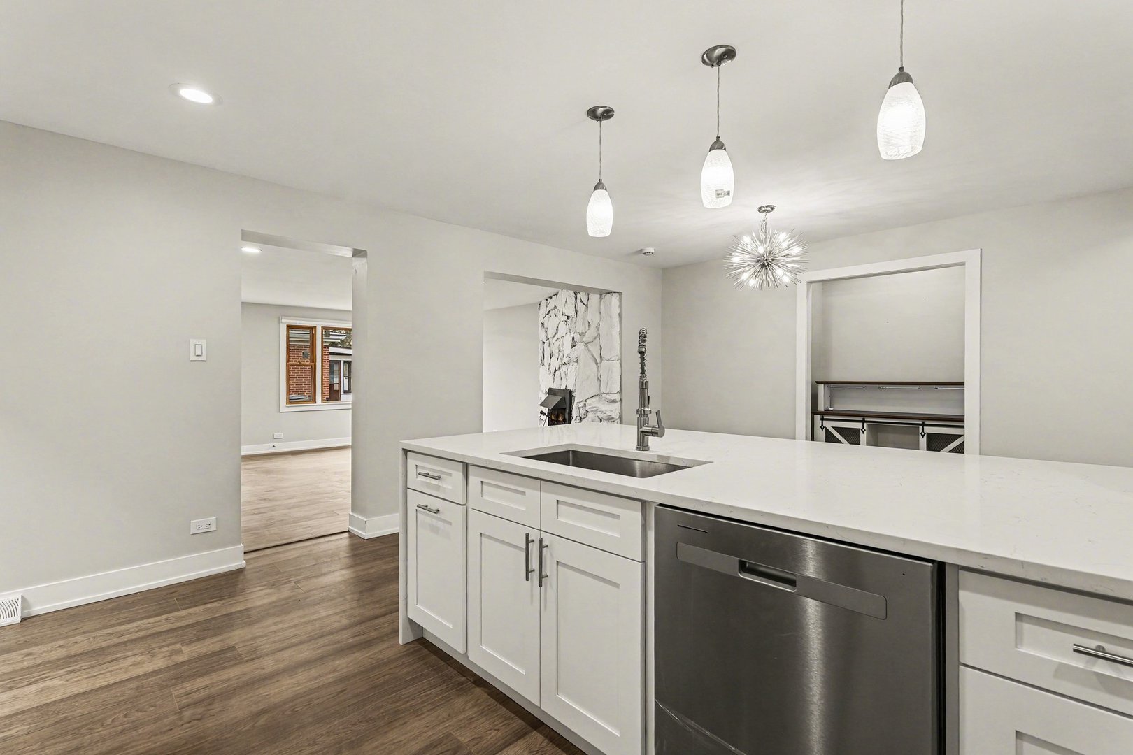 538 N Broadway Avenue, Park Ridge, IL 60068