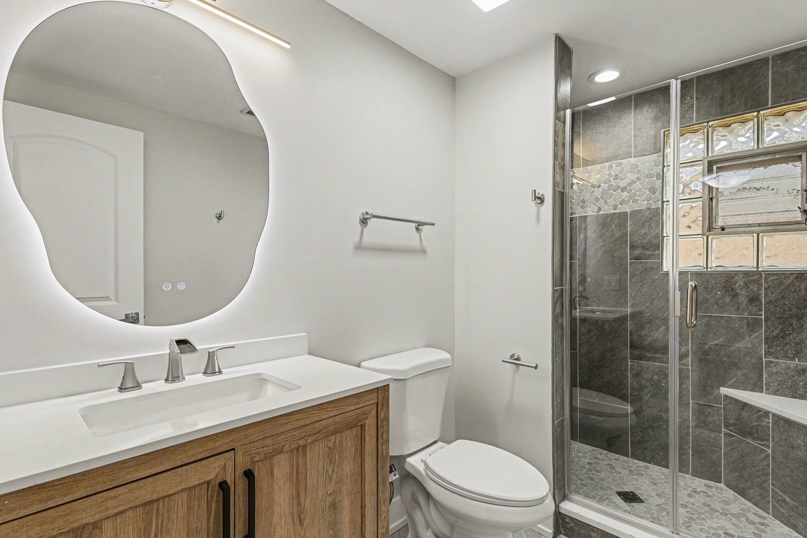 538 N Broadway Avenue, Park Ridge, IL 60068