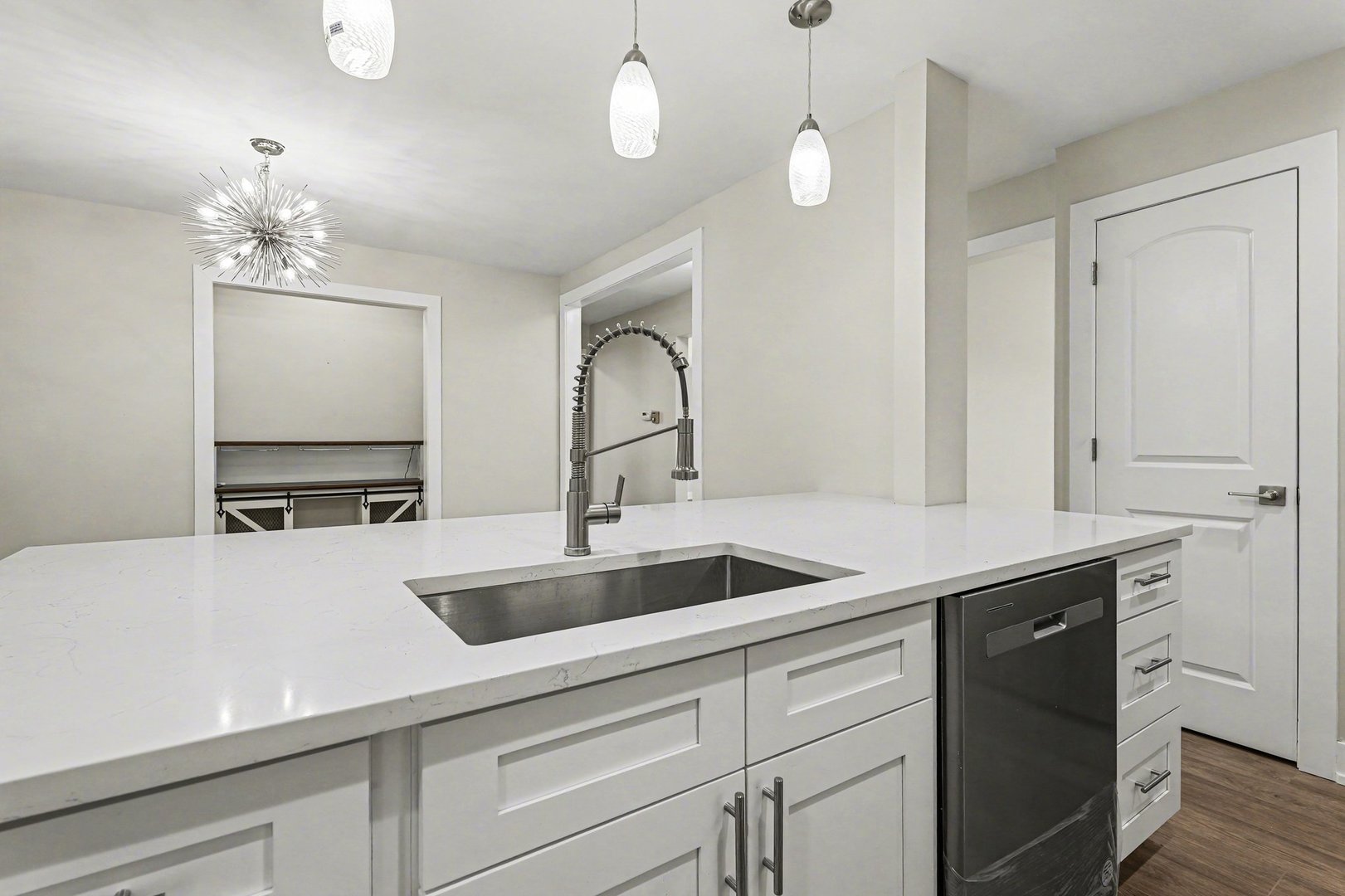 538 N Broadway Avenue, Park Ridge, IL 60068