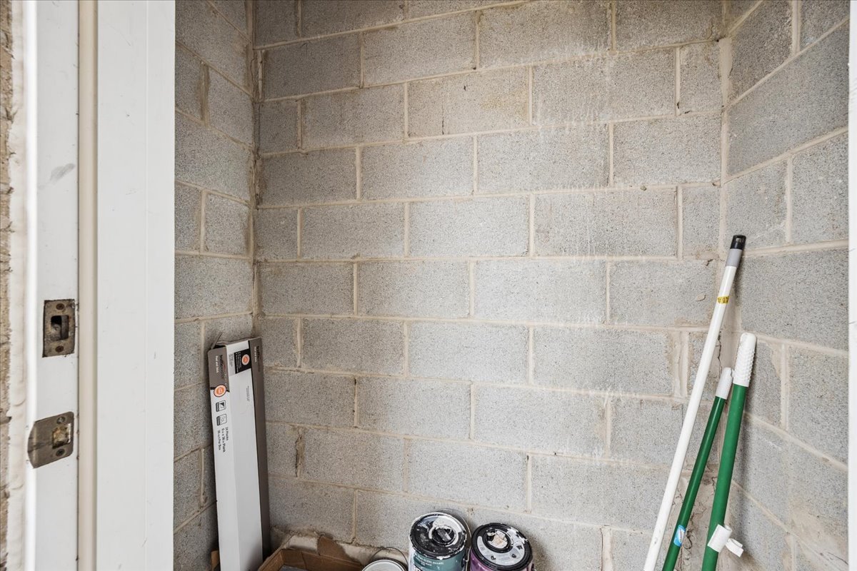 9130 W 95th Street #1B, Hickory Hills, IL 60457