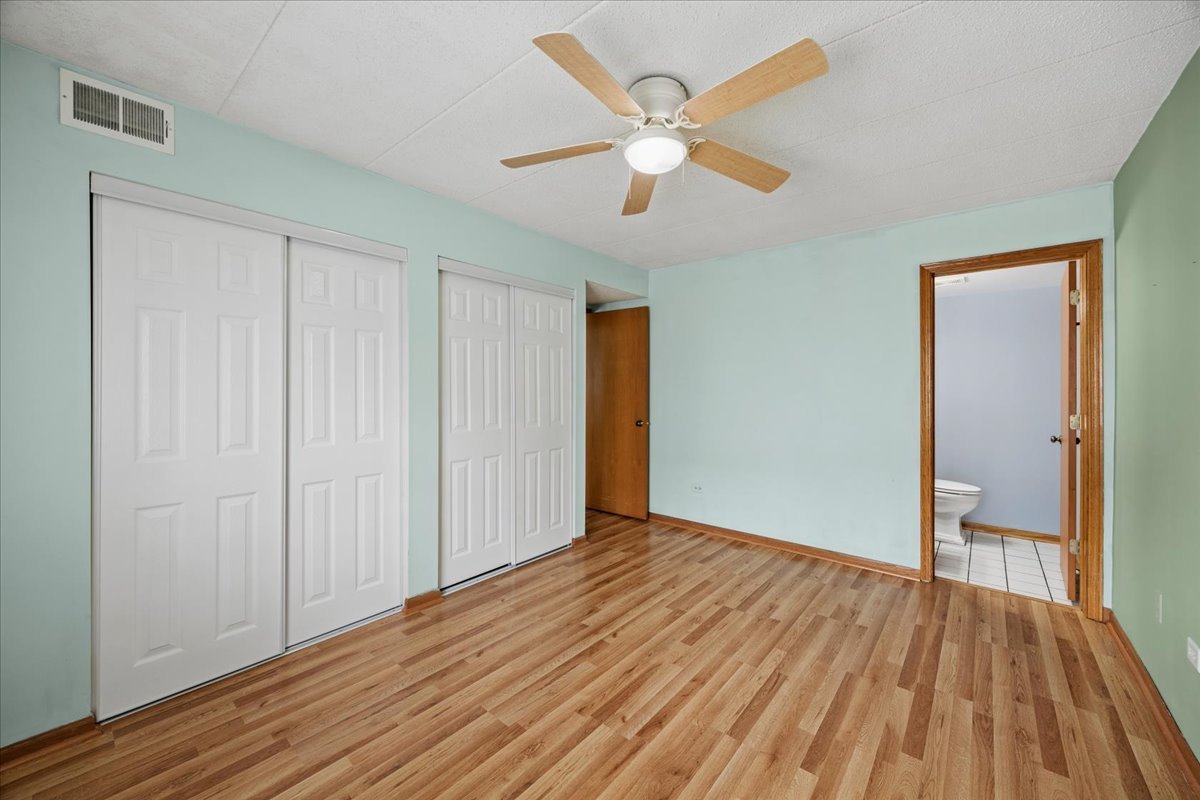 9130 W 95th Street #1B, Hickory Hills, IL 60457