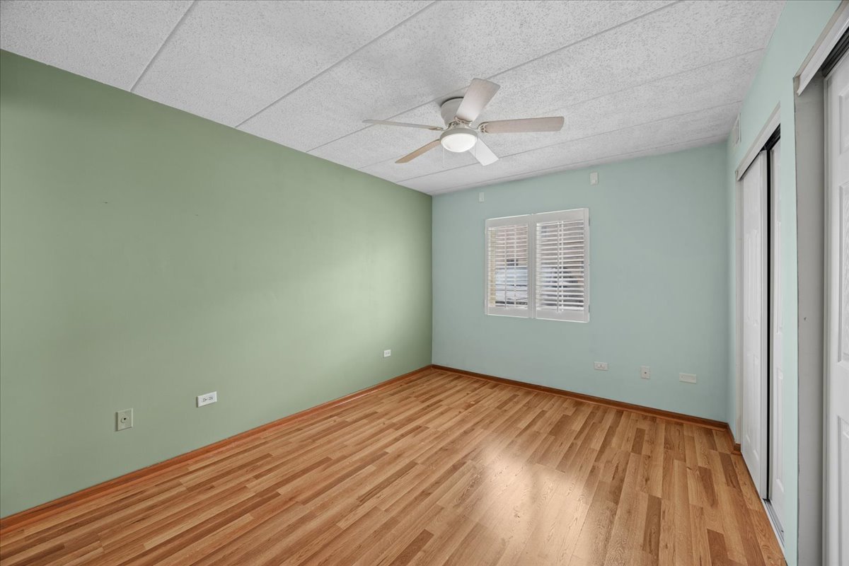 9130 W 95th Street #1B, Hickory Hills, IL 60457