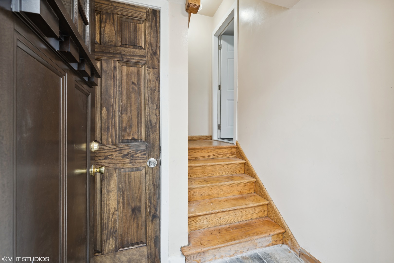 5565 W Gladys Avenue #2, Chicago, IL 60644