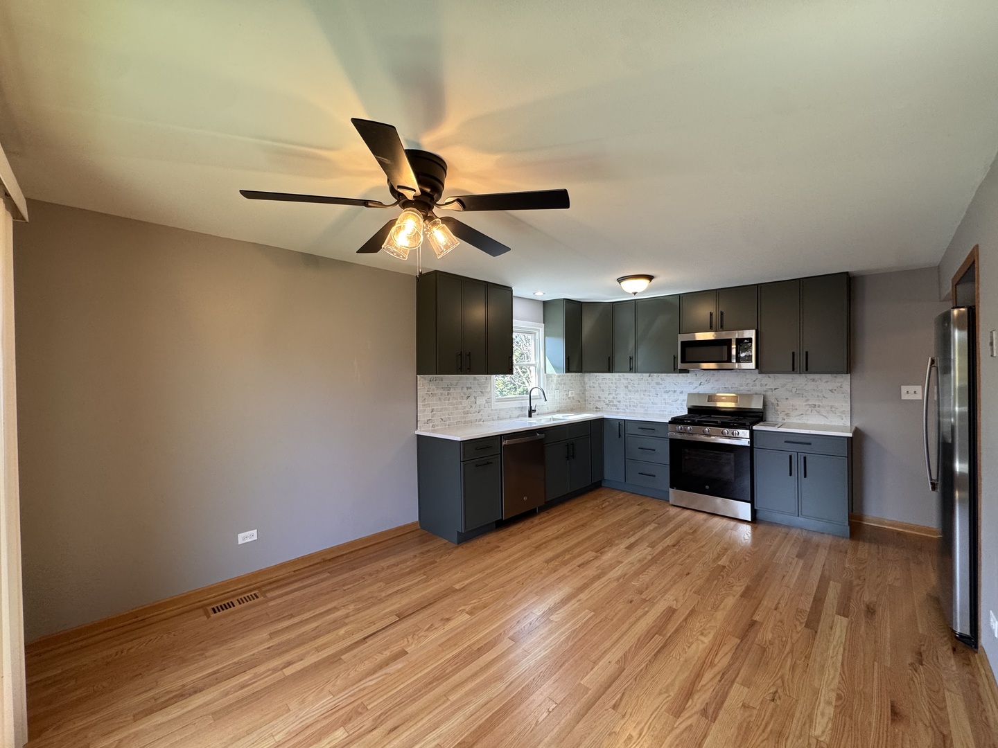 7819 Garden Lane #1, Justice, IL 60458