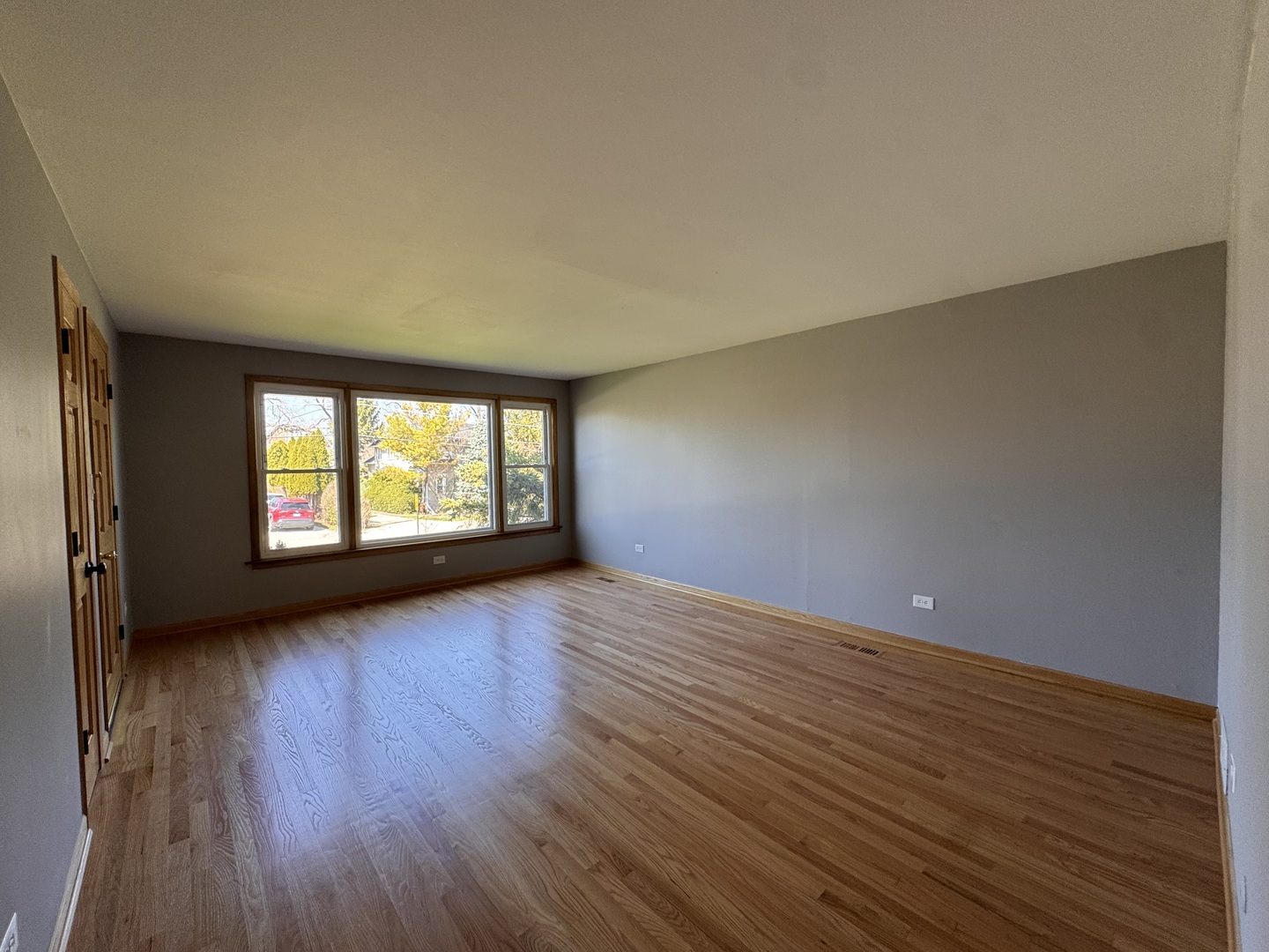 7819 Garden Lane #1, Justice, IL 60458