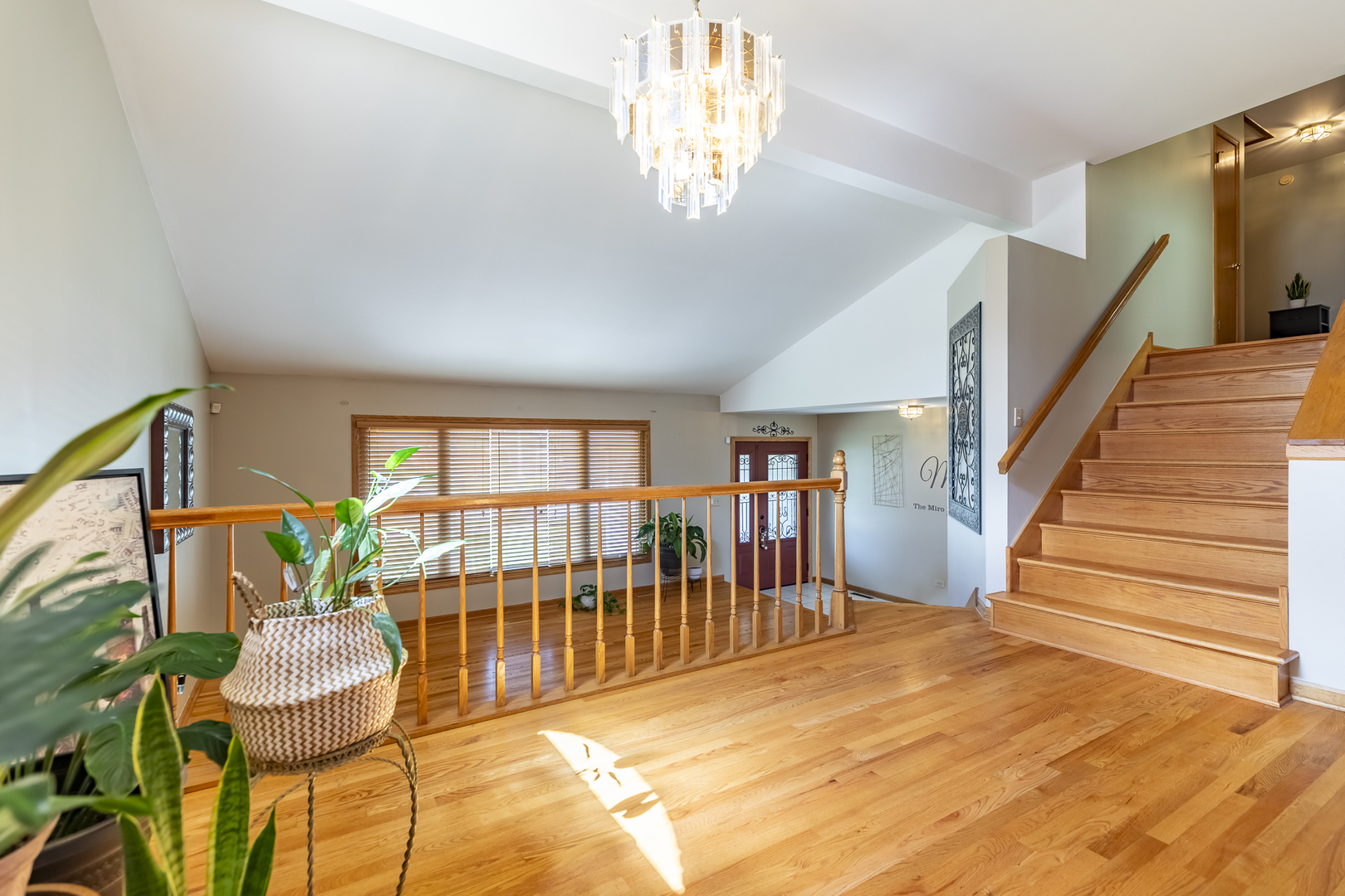 18319 Holland Road, Lansing, IL 60438