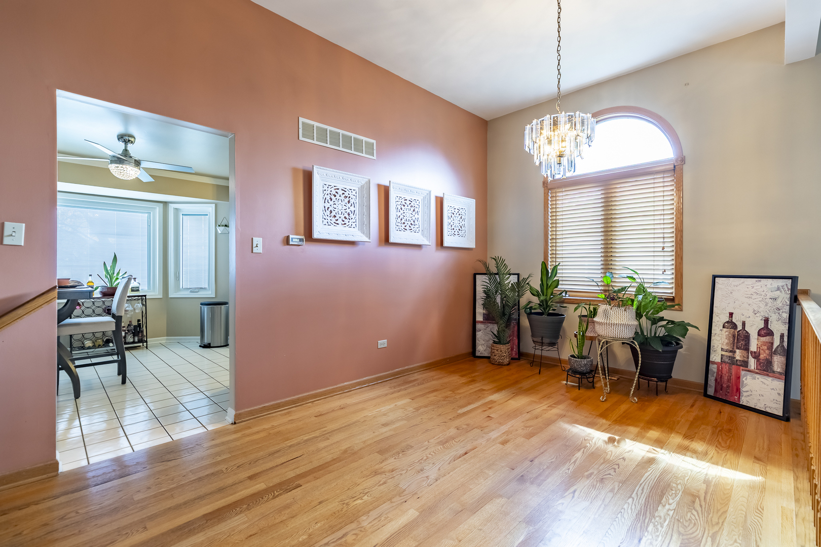 18319 Holland Road, Lansing, IL 60438