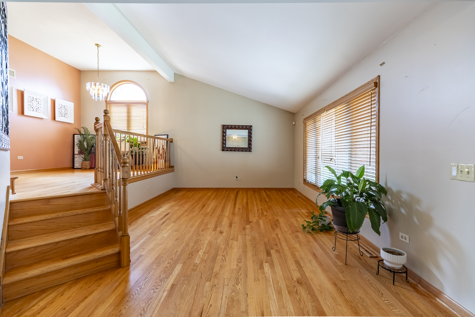 18319 Holland Road, Lansing, IL 60438