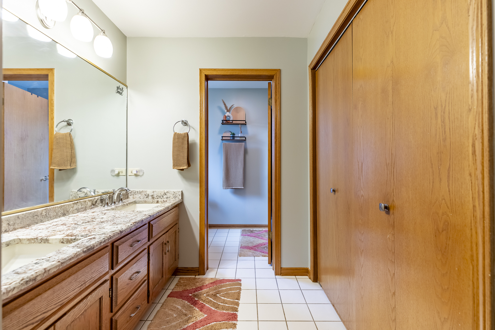 18319 Holland Road, Lansing, IL 60438