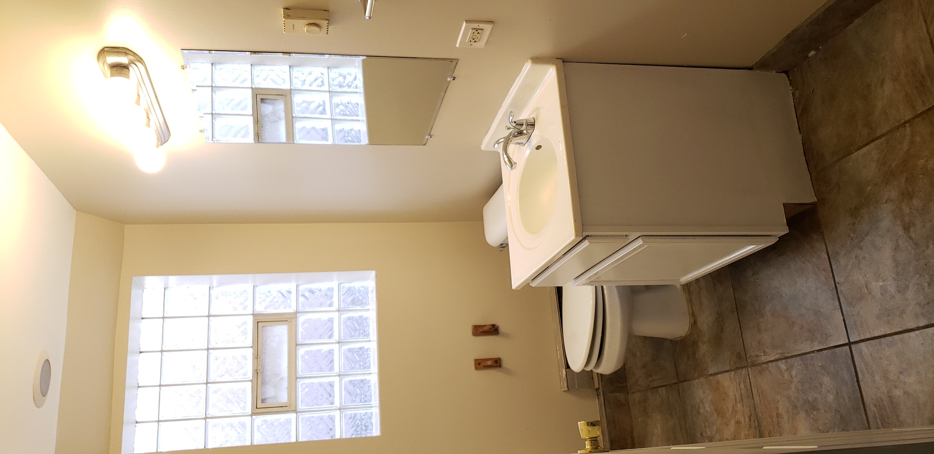 1906 Grove Avenue #GARDEN, Berwyn, IL 60402