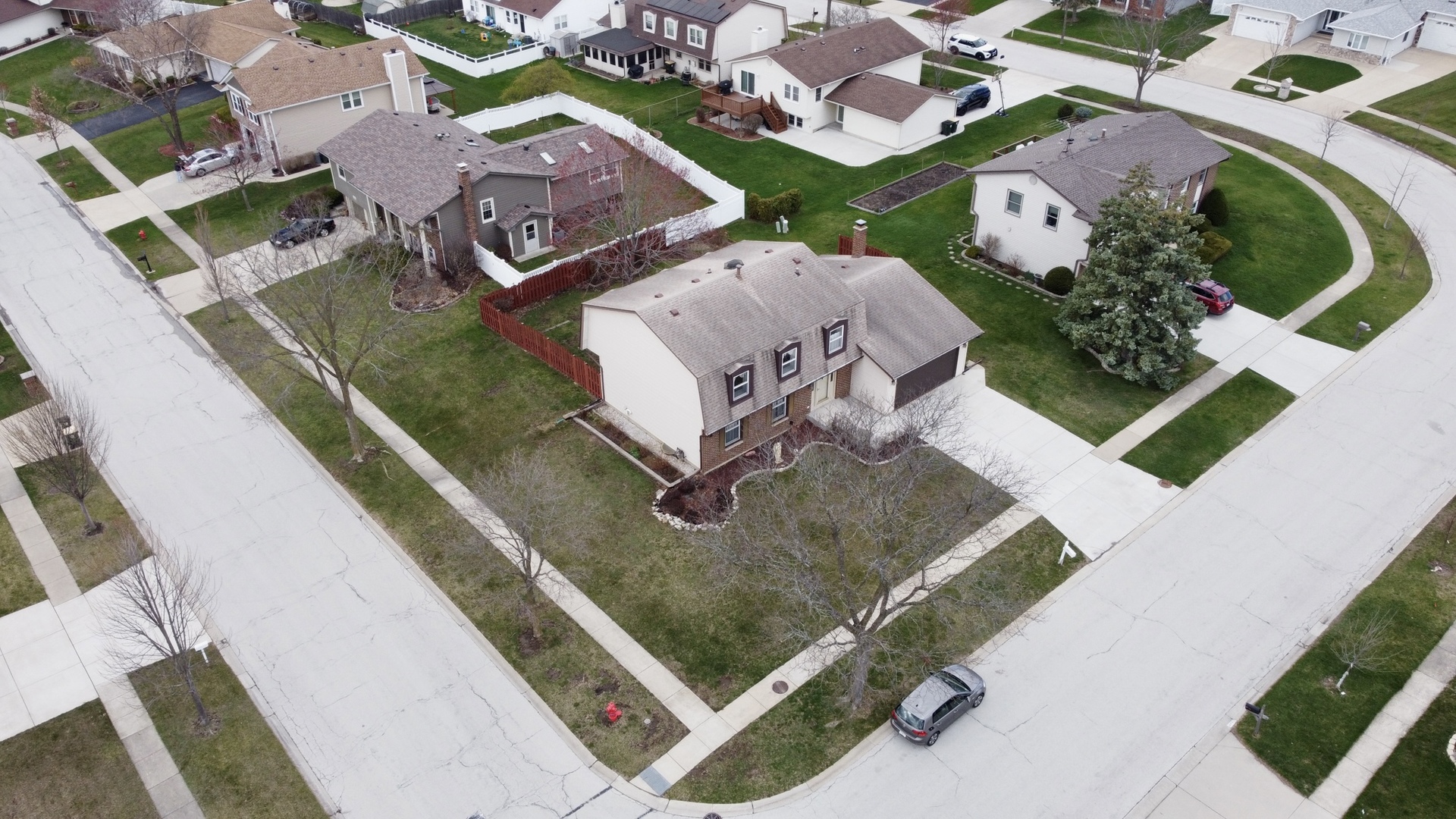 1641 Missouri Drive, Elk Grove Village, IL 60007