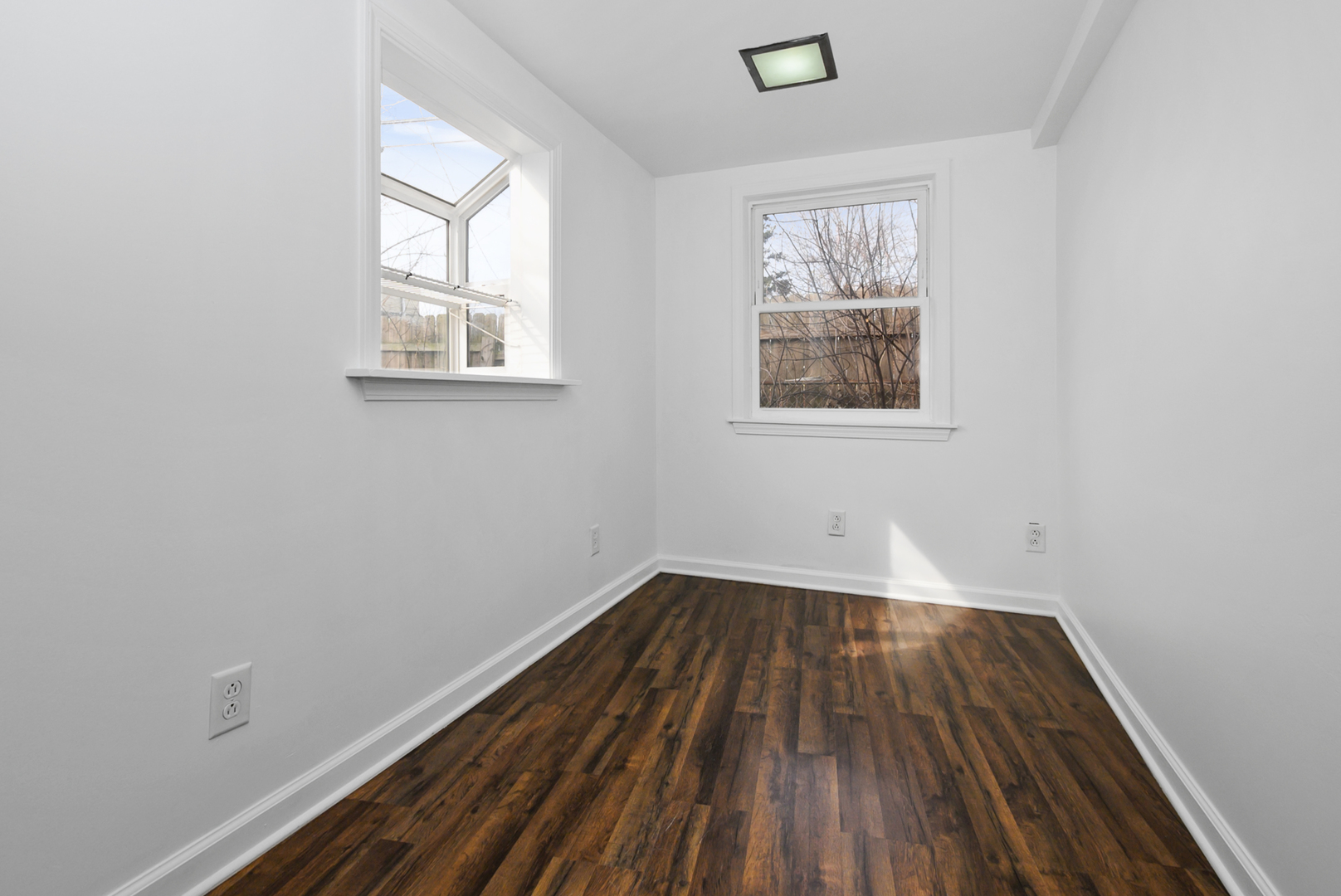 11568 S Troy Drive, Merrionette Park, IL 60803