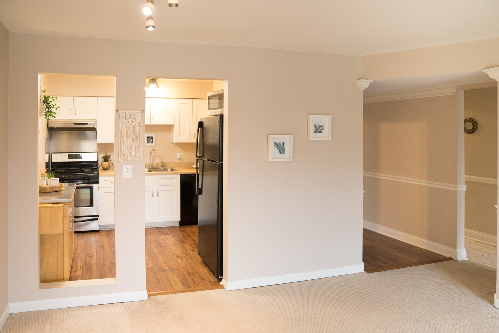 5000 Carriageway Drive #211, Rolling Meadows, IL 60008