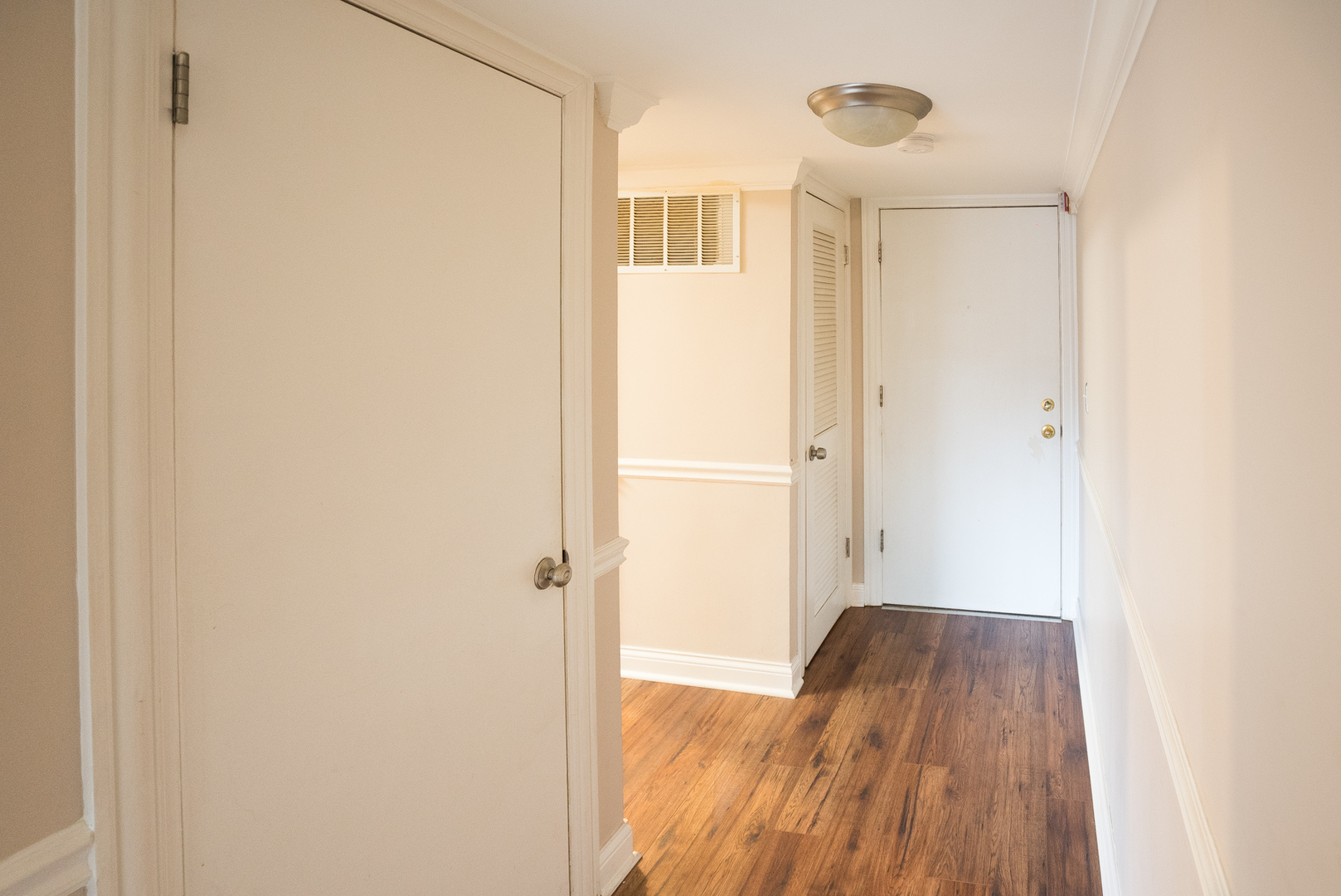 5000 Carriageway Drive #211, Rolling Meadows, IL 60008