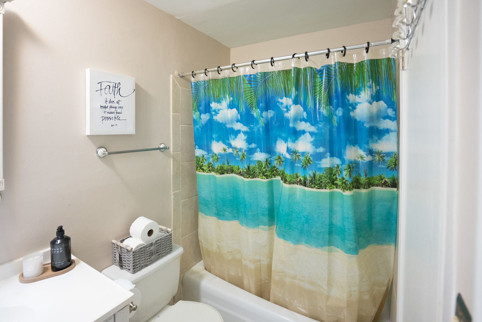 5000 Carriageway Drive #211, Rolling Meadows, IL 60008