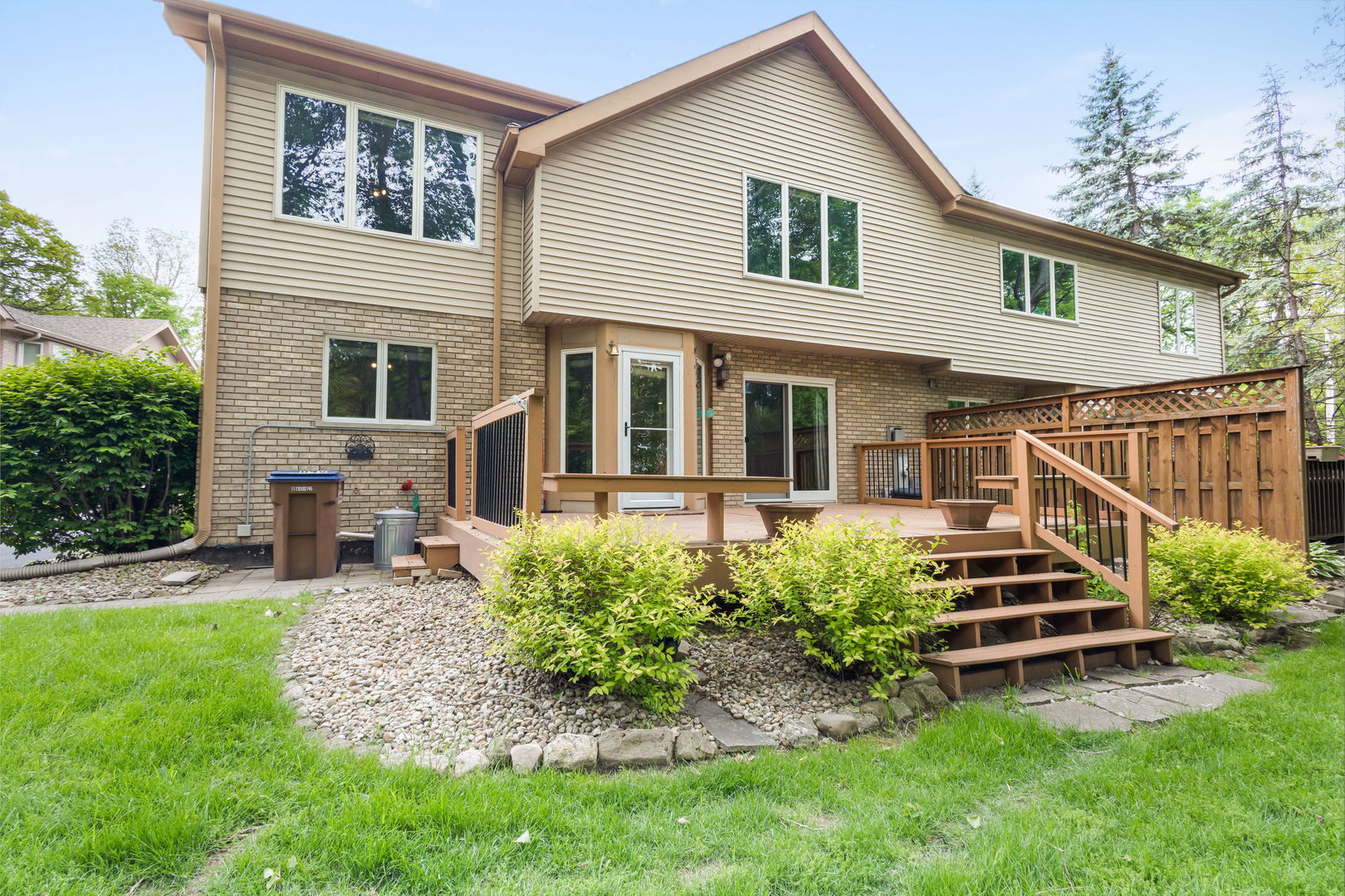 9045 ARCHER Avenue, Willow Springs, IL 60480