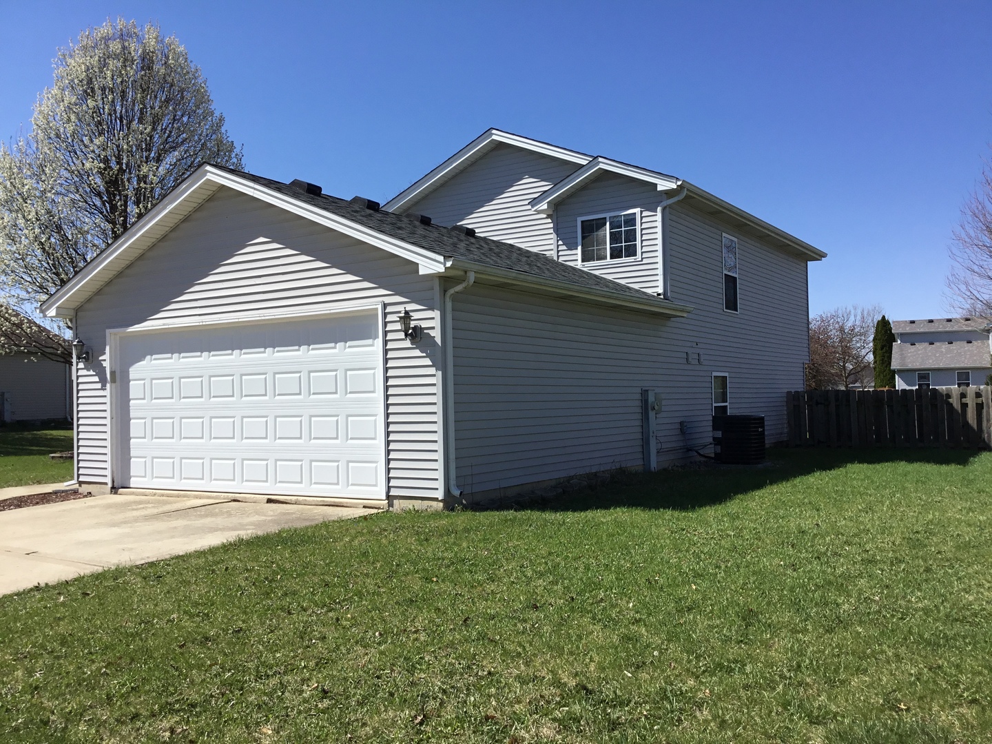 1509 Green Trails Drive, Plainfield, IL 60586