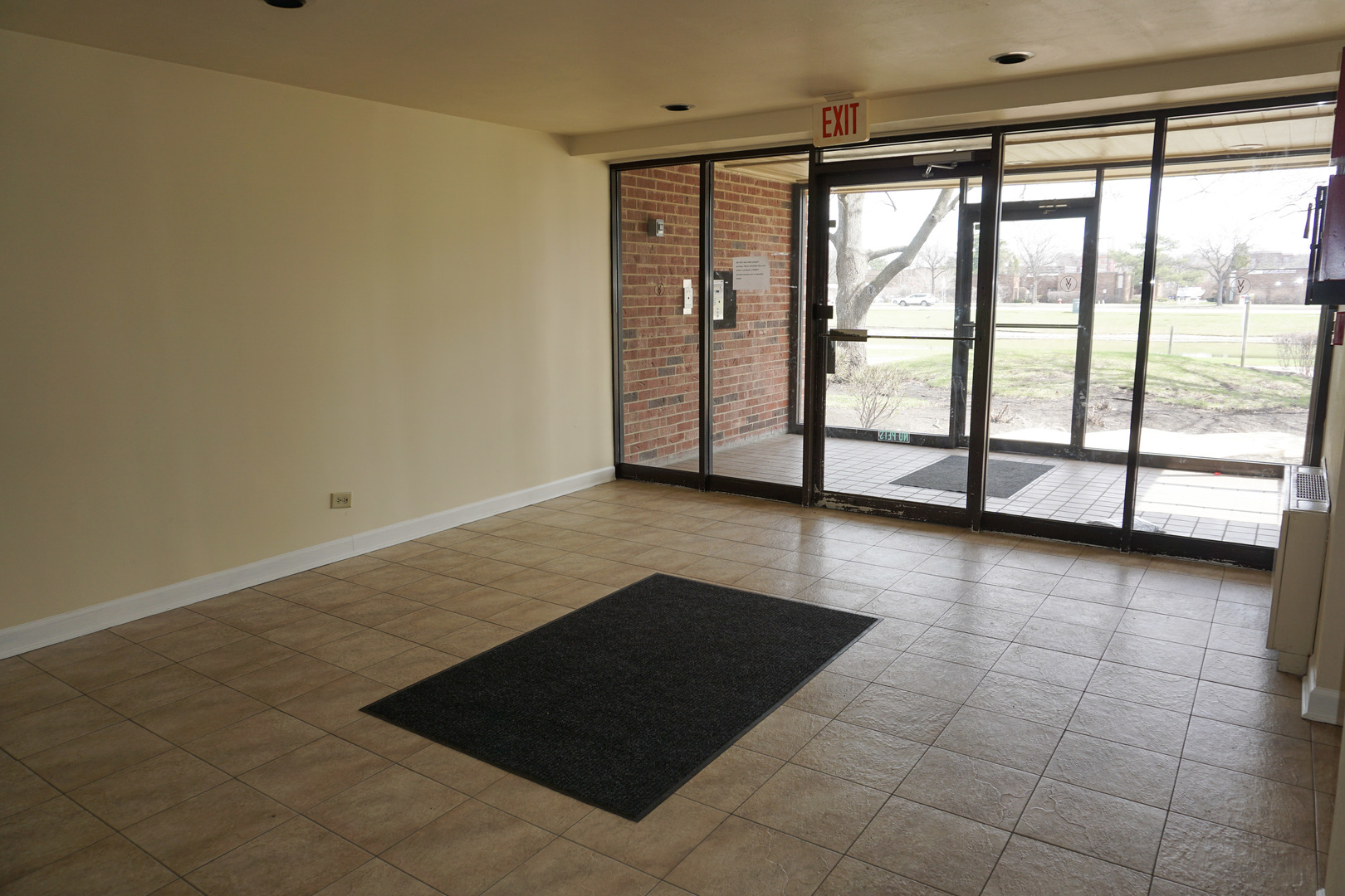 5 Villa Verde Drive #115, Buffalo Grove, IL 60089