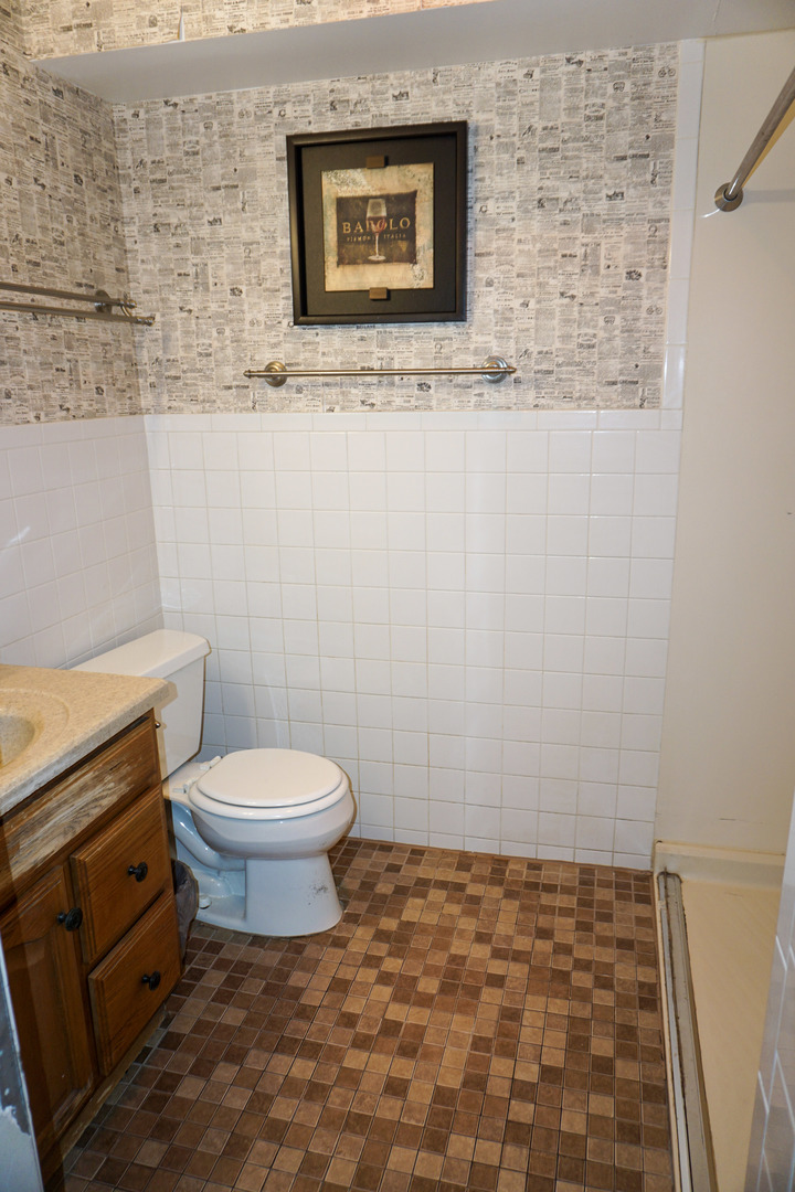 5 Villa Verde Drive #115, Buffalo Grove, IL 60089