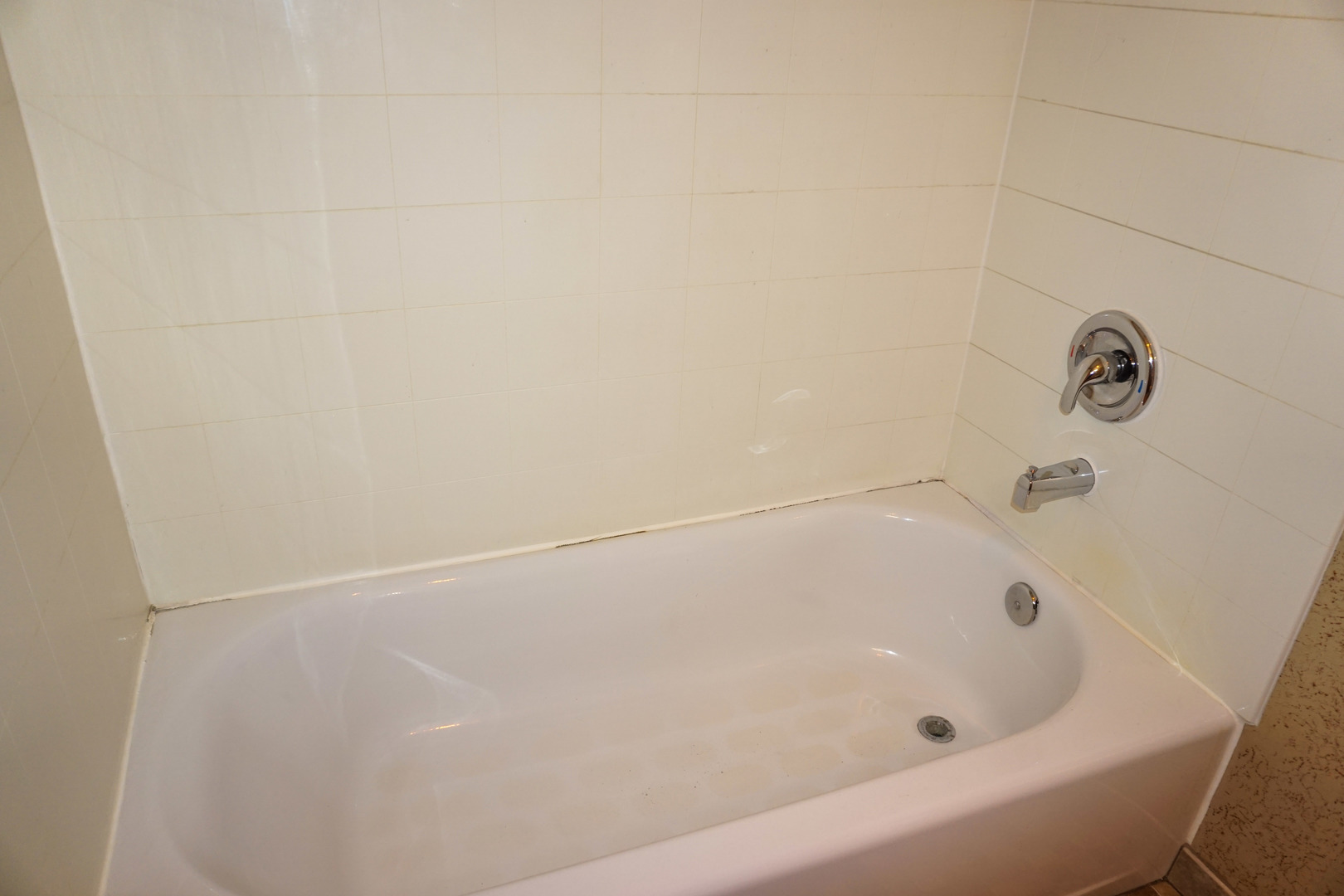 5 Villa Verde Drive #115, Buffalo Grove, IL 60089