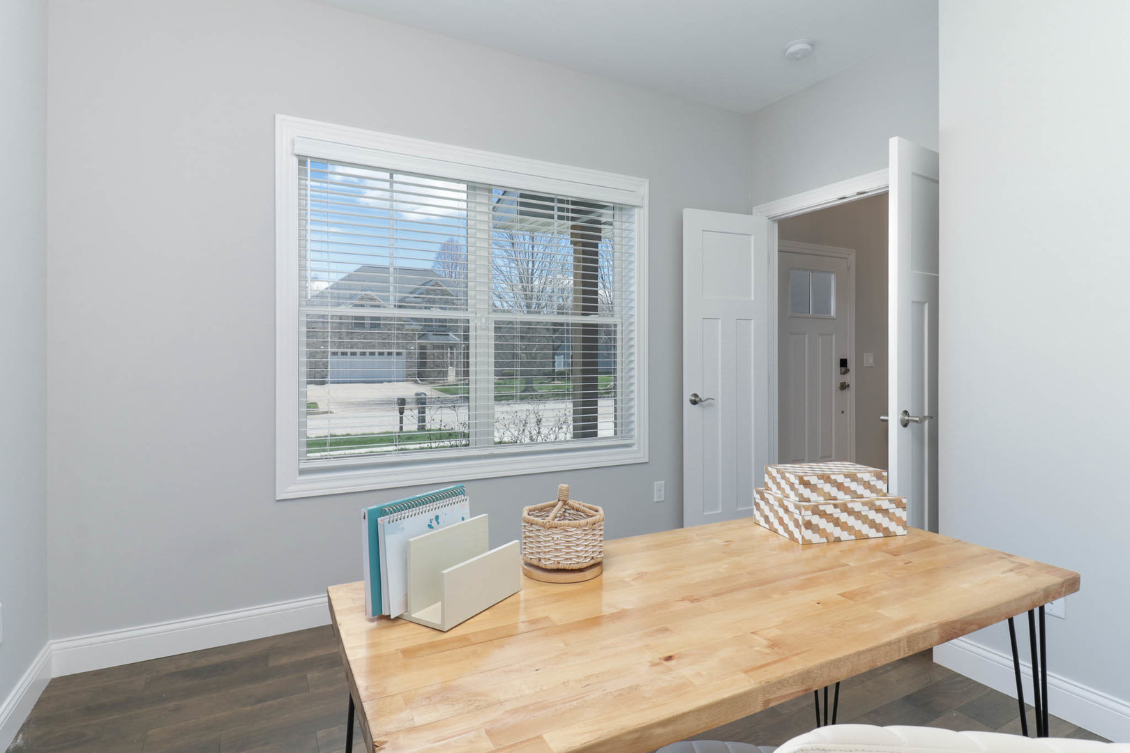 9 Brookstone Circle, Bloomington, IL 61704